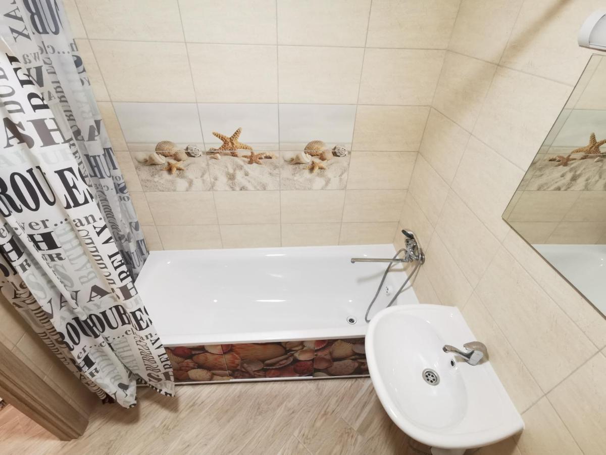 Lavina Mall Apartments Ll スームィ エクステリア 写真