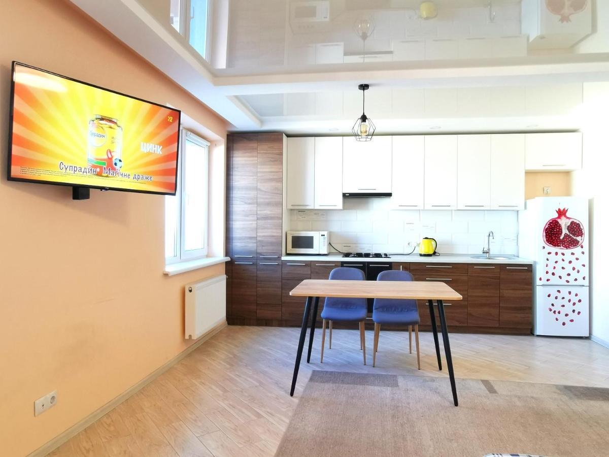 Lavina Mall Apartments Ll スームィ エクステリア 写真